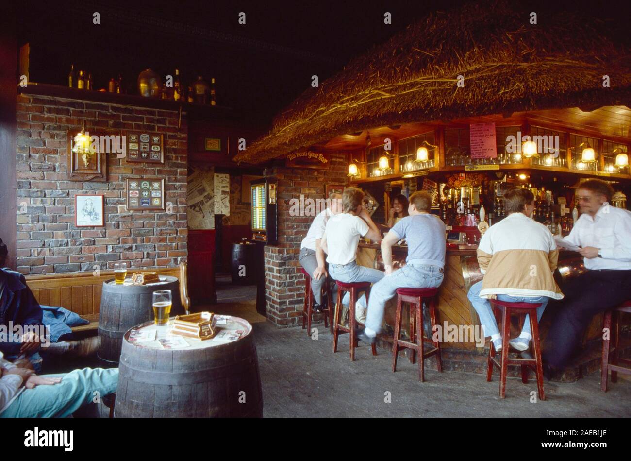Intérieur Pub à Wakefield, 1970 Yorkshire du Nord, Angleterre, RU Banque D'Images