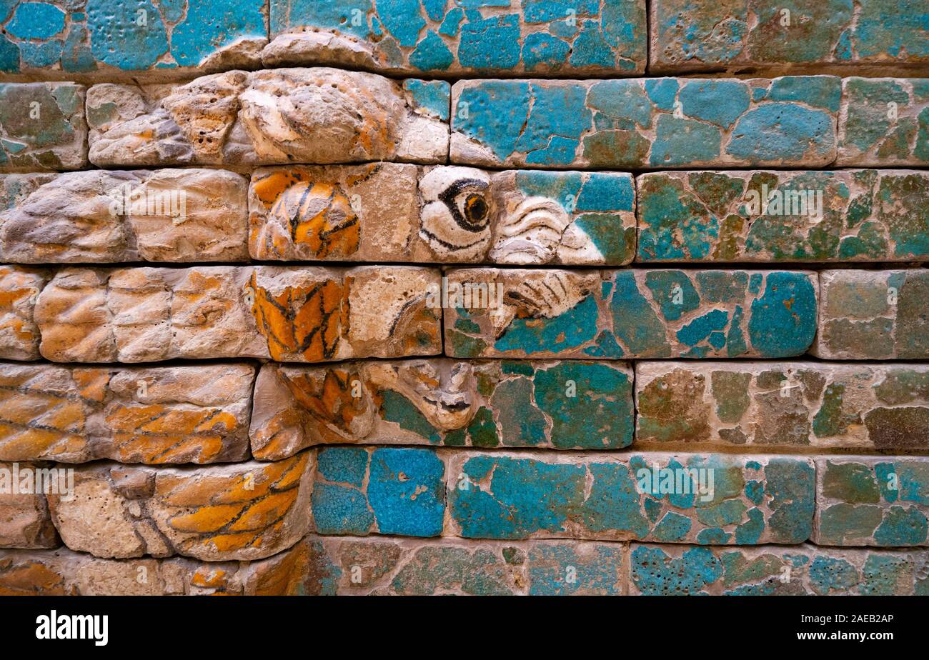 Détail de lion sur voie processionnelle de Babylone au Musée de Pergame. À Berlin, Allemagne Banque D'Images