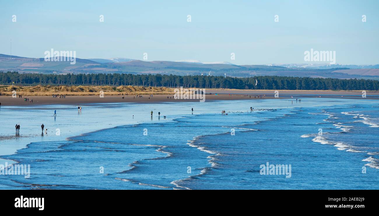 Vue sur St Andrews beach de Fife en Écosse, Royaume-Uni Banque D'Images