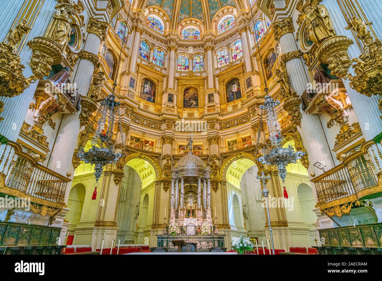 Majestueux autel principal dans "Notre Dame de l'Assomption dans la Cathédrale de Grenade. Andalousie, Espagne, juin-03-2019 Banque D'Images