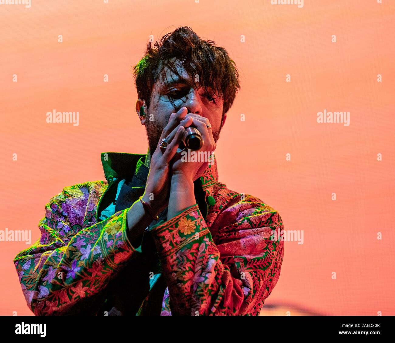 Le 7 décembre 2019, Anaheim, Californie, États-Unis : SAMEER GADHIA de jeunes le géant au cours de l'Absolut KROQ Acoustic presque concert de Noël à Honda Center d'Anaheim, Californie (crédit Image : © Daniel DeSlover/Zuma sur le fil) Banque D'Images