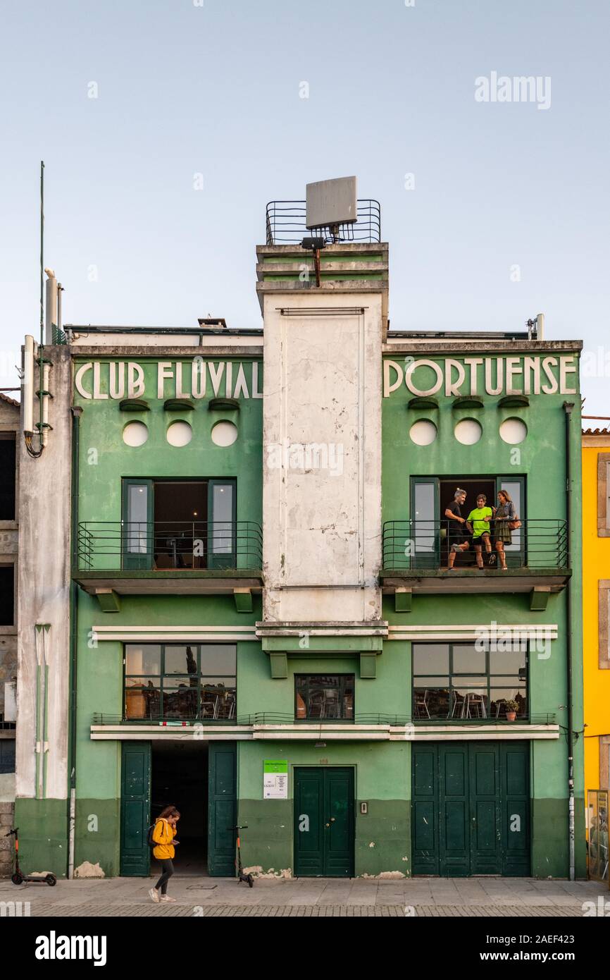 Siège de l'Art Déco de l'eau fluviale Clube Portuense, club de sport, Porto (Porto), Portugal Banque D'Images