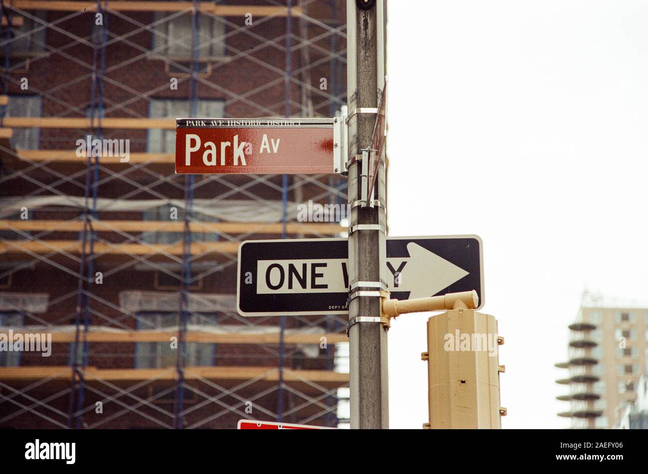 Park Avenue street sign , New York City, États-Unis d'Amérique. Banque D'Images