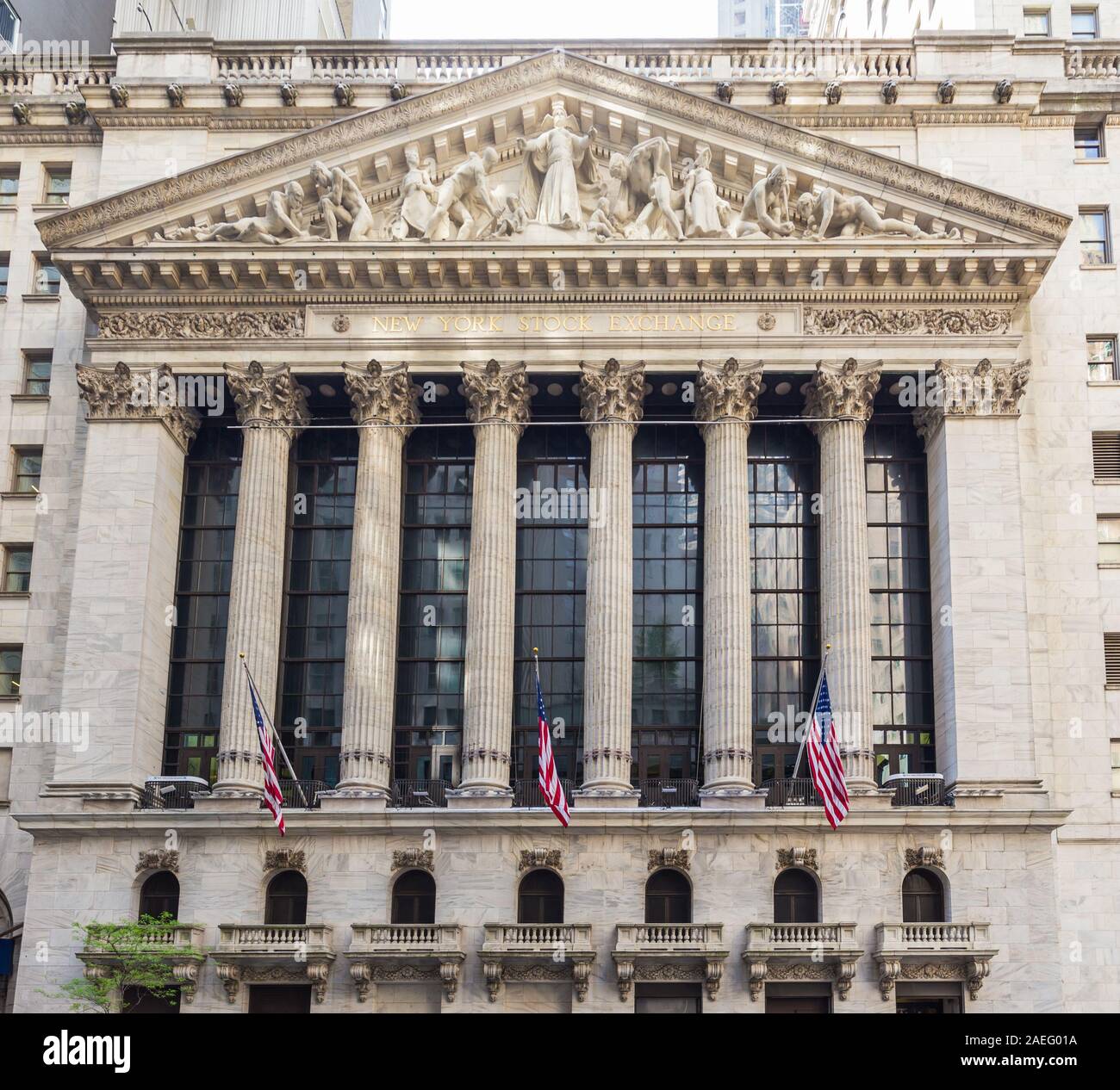 L'extérieur de la Bourse de New York, Wall street, lower Manhattan, New York City, USA. Banque D'Images