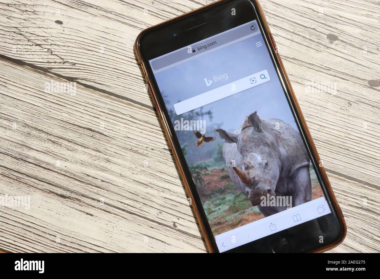 Los Angeles, Californie, USA - 4 décembre 2019 : Bing page site web sur l'écran du téléphone Vue supérieure avec copie espace éditorial, d'illustration. Banque D'Images
