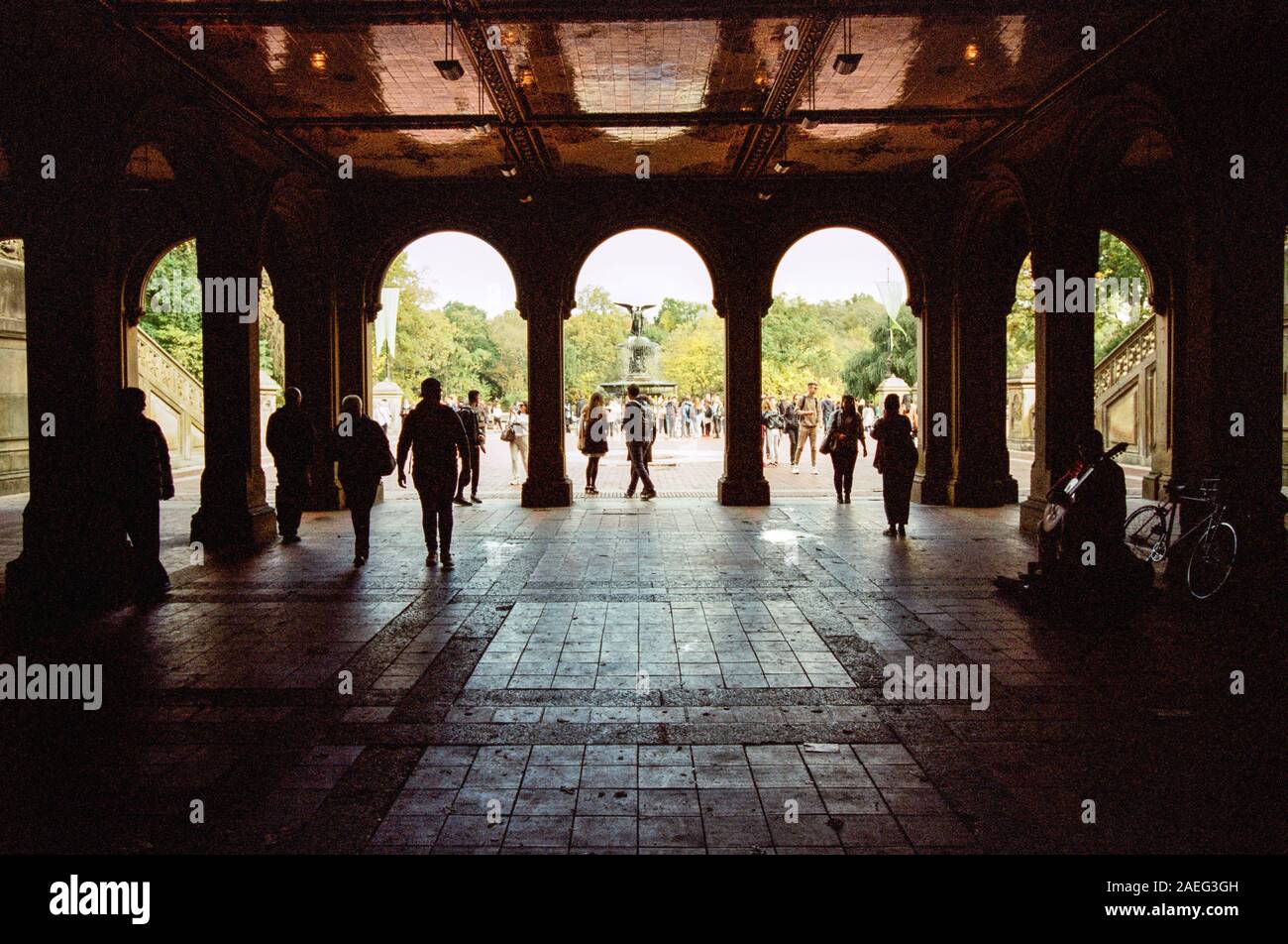 Le passage inférieur pour piétons à Bethesda Terrace, Central Park, New York City. Banque D'Images