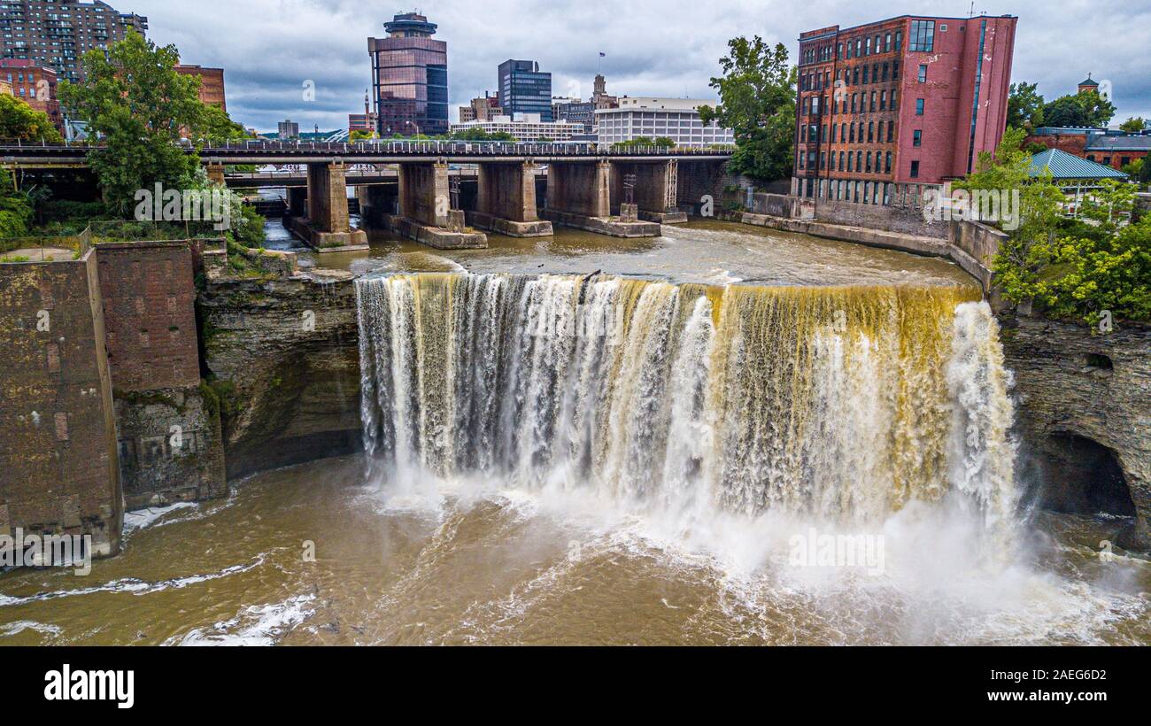 High Falls, rivière Genesee, Rochester, NY, USA Banque D'Images