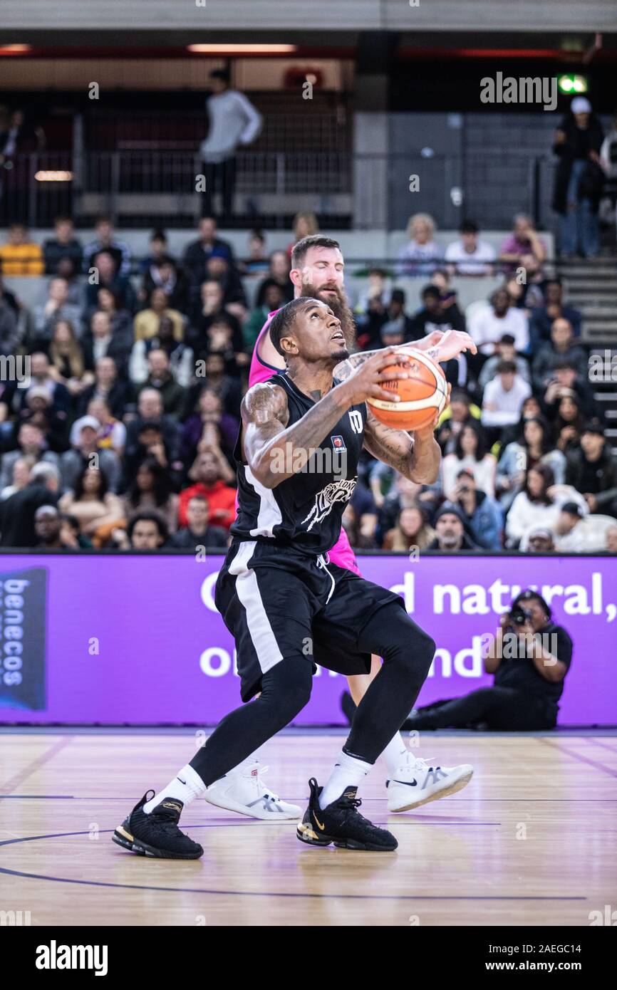 Londres, Royaume-Uni, 8 décembre 2019. Ovie Soko fera ses débuts à Londres pour l'équipe de basket-ball des Lions. Les Lions a défait les roches de Glasgow 88-72 dans leur match d'ouverture de la BBL Championship 2019. copyright Carol Moir. Banque D'Images