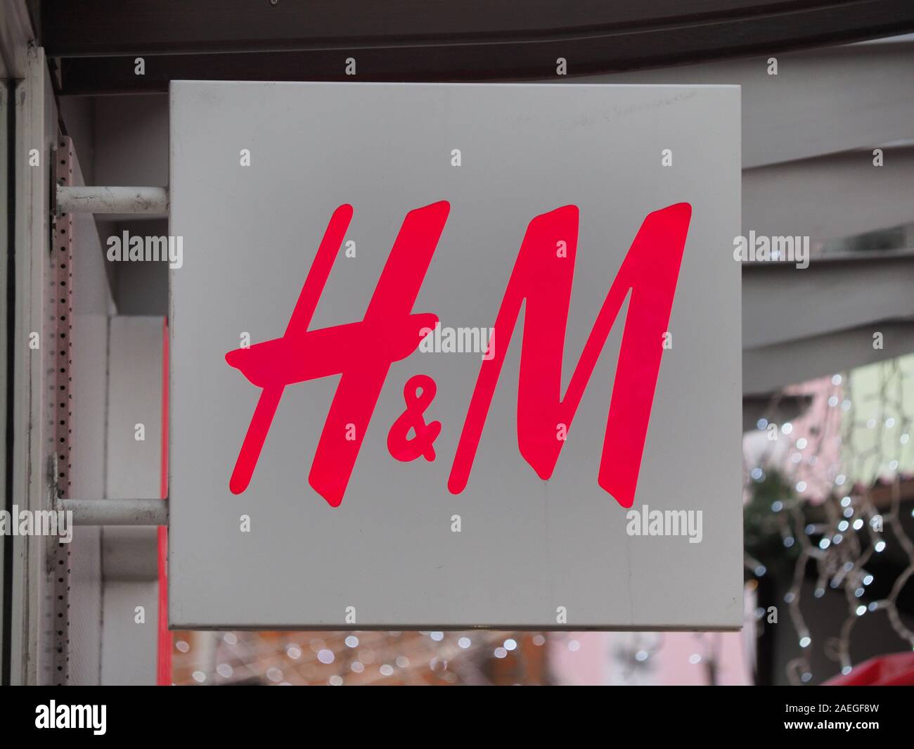 Close up H&M signe / logo / symbole. Banque D'Images