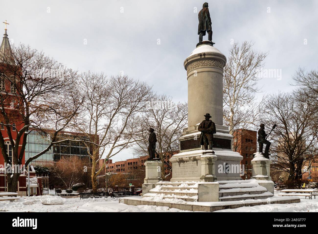 Rochester, New York, USA. Le 8 décembre 2019. Vue sur le Monument aux soldats et marins à Washington Square Park dans le centre-ville de Rochester, New York après Banque D'Images