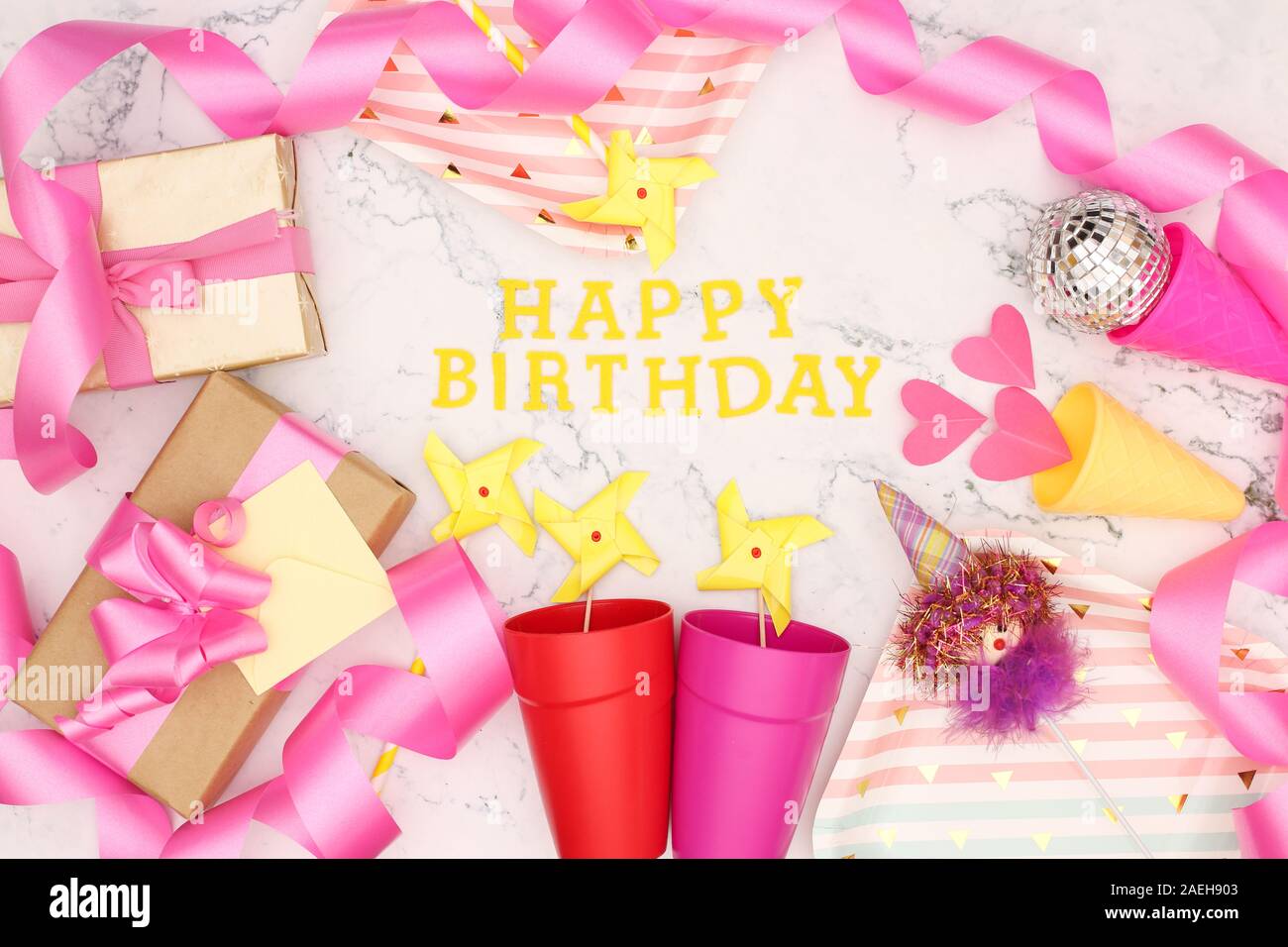 Age 16 16th Joyeux Anniversaire Badge Garcon Fille Petit Teen Party Cadeau Age 16 16th Joyeux Anniversaire Badge Garcon Fille Petit Teen Party Cadeau