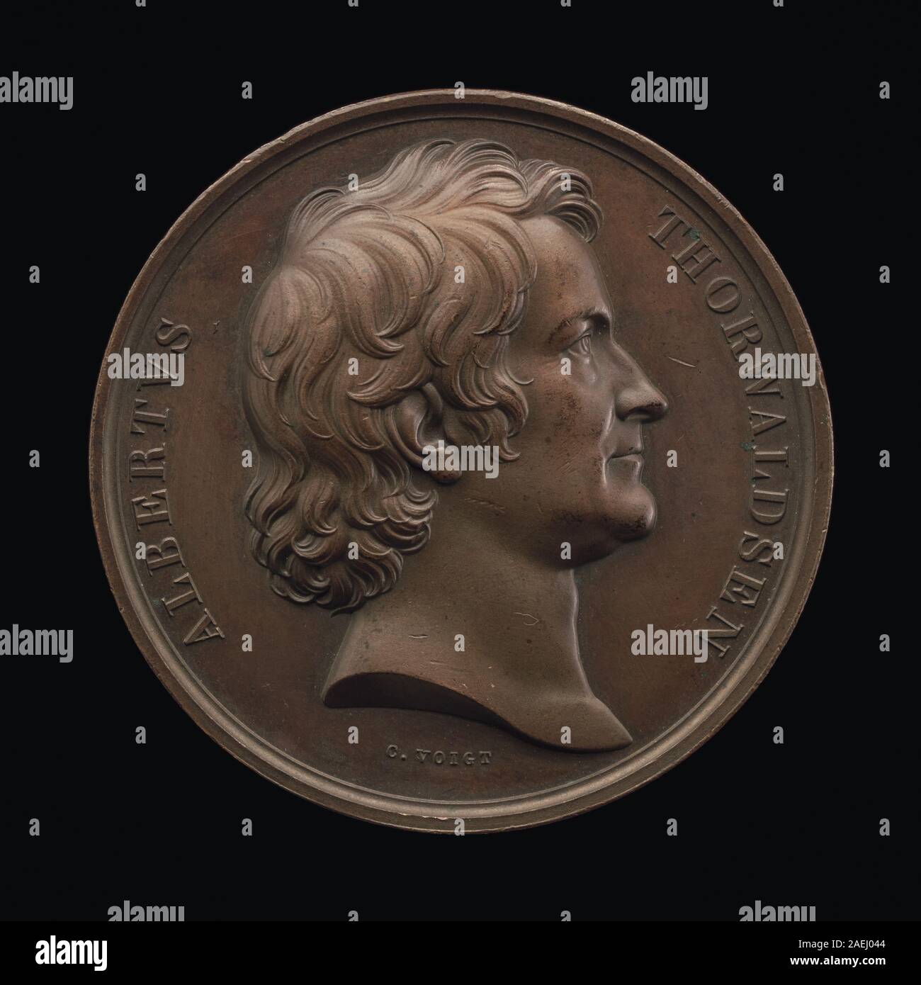 Médaille de Karl Friedrich Voigt de 1837 représentant le sculpteur Bertel Thorvaldsen sur l'avers, montrant un portrait de profil, des inscriptions et des reliefs métalliques. Banque D'Images