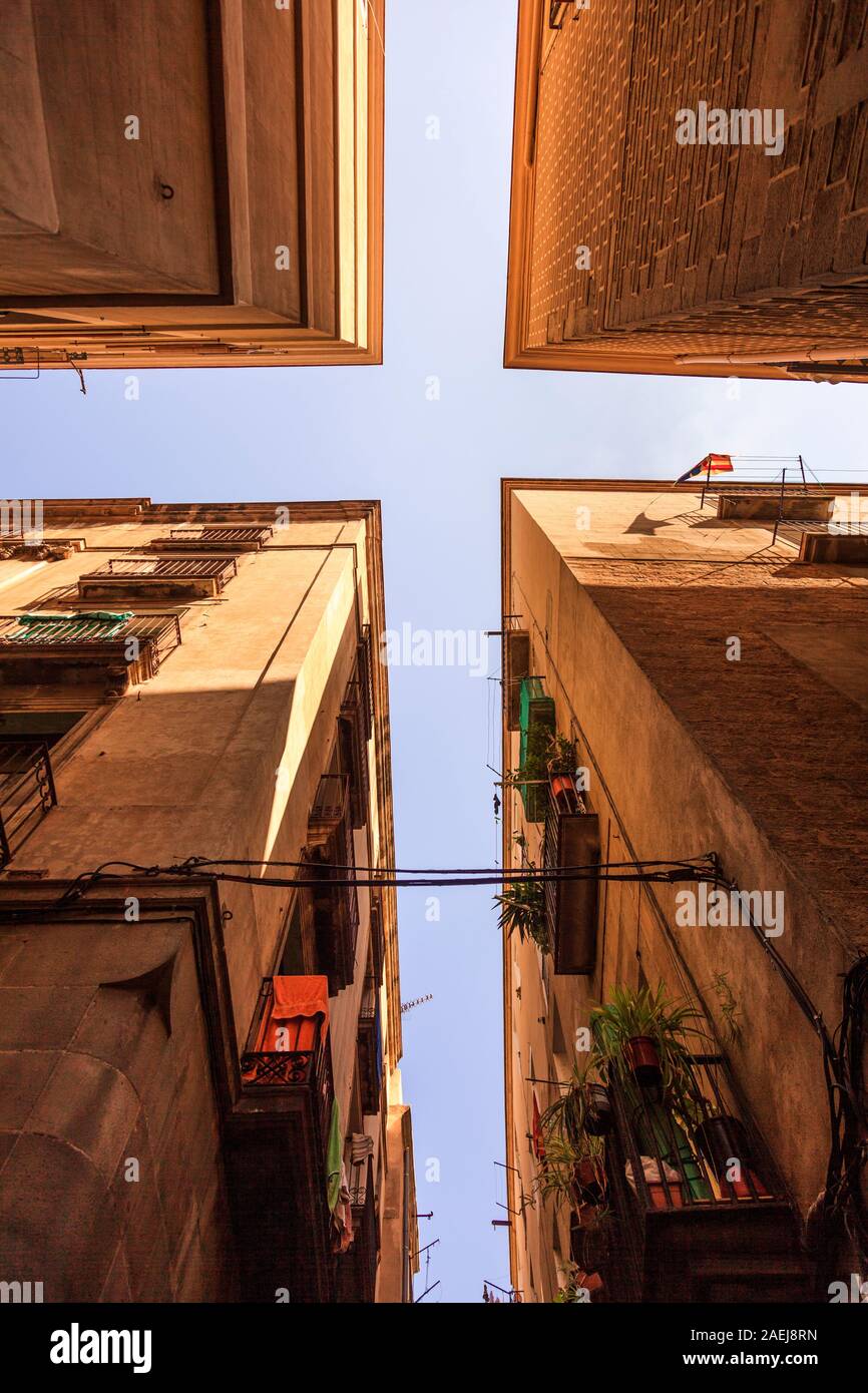 Les vieux bâtiments de la Barceloneta, Barcelone, Espagne Banque D'Images