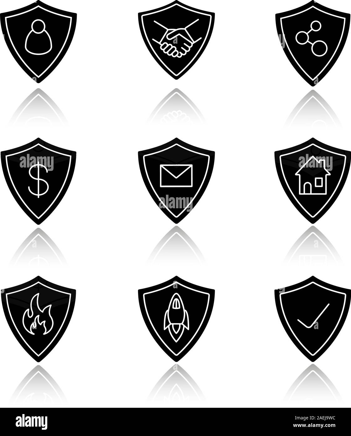 Les boucliers de protection noir ombre glyph icons set. Négocier en toute sécurité, les pompiers d'un insigne, d'argent, immobilier, e-mail, protection de la connexion. Vecto isolés Illustration de Vecteur