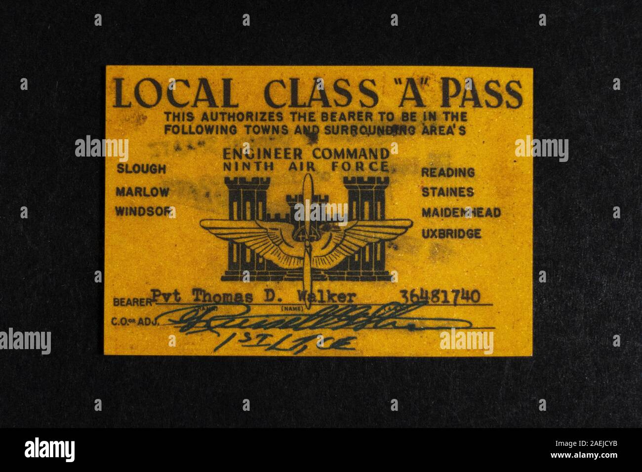 Carte d'identification « local Class A Pass », un article de la réplique de la seconde Guerre mondiale concernant les Américains (« Yanks ») se trouvant au Royaume-Uni. Banque D'Images