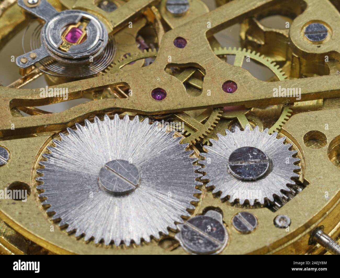 Fermer l'arrière du mécanisme d'horlogerie d'une montre de poche en or Banque D'Images