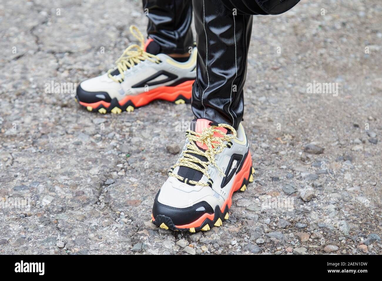 chaussure fila orange