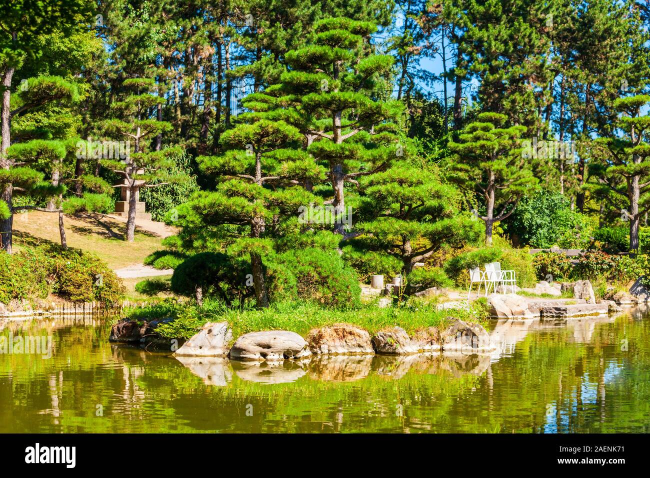 Jardin japonais de Nordpark est un espace vert public dans le quartier Stockum à Dusseldorf city en Allemagne Banque D'Images