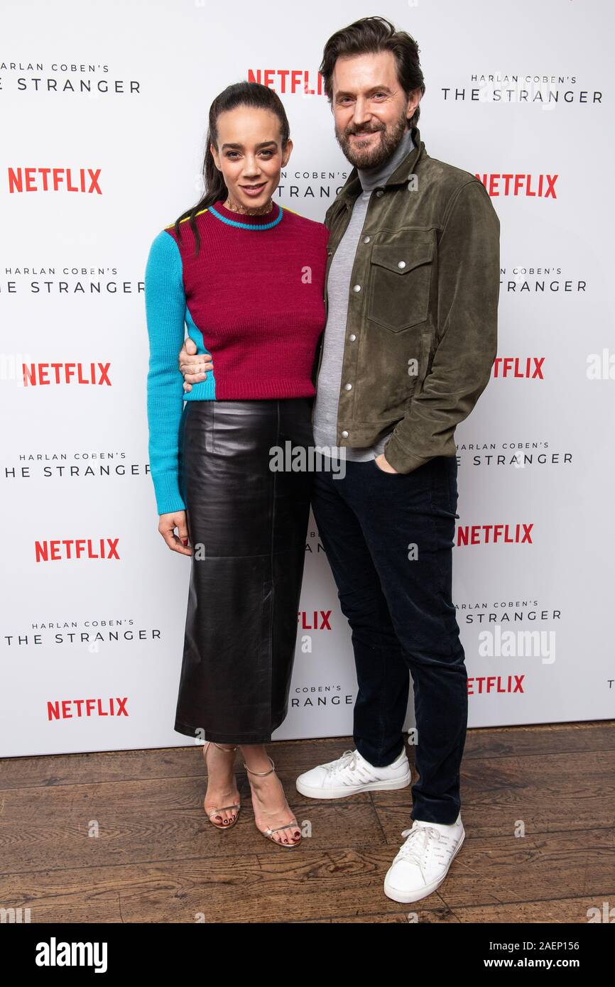 Richard Armitage et Dervla Kirwan assistant à l'étranger - d'origine Netflix Appuyez sur le dépistage, l'Hôtel de Soho, Londres. Banque D'Images