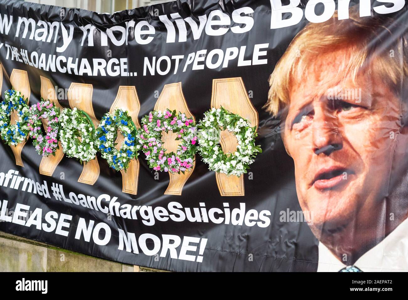 Londres, Royaume-Uni. 10 décembre 2019. Protestation contre le gouvernement/prêt en dehors de HMRC Downing Street, London UK les manifestants prétendent qu'il y a eu un certain nombre de suicides résultant de l'application de l'accusation par HMRC sur ce qui est prétendu être rémunération déguisée par les pigistes Ian Crédit DavidsonAlamy Live News Banque D'Images