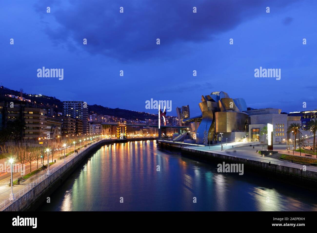 Le moderne Musée Guggenheim, Bilbao, Espagne Banque D'Images