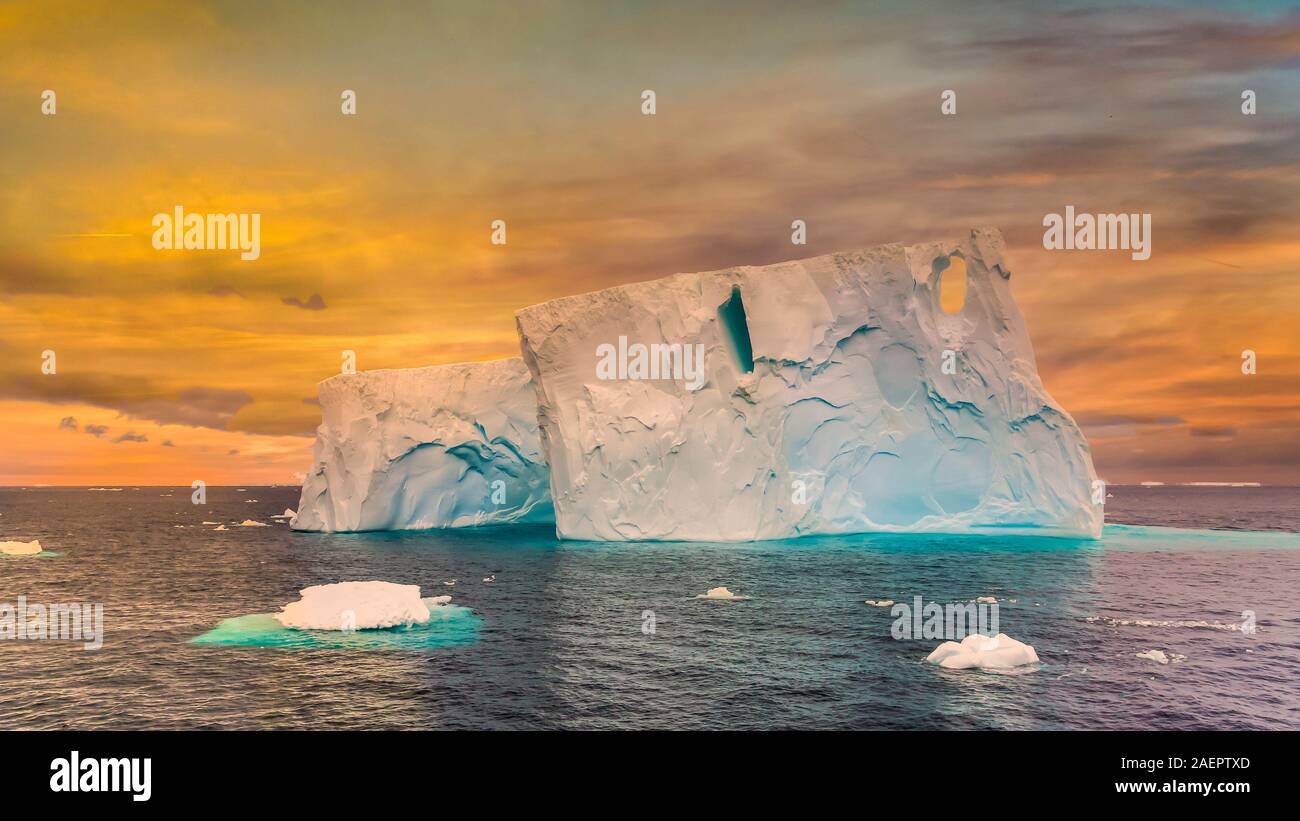 Les icebergs dans la péninsule Antarctique, l'Antarctique. Banque D'Images