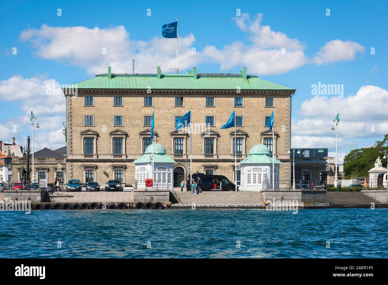 Royal de Copenhague, vue sur les Pavillons Pavillons royal et ancien custom house situé le long du port bord de mer dans la ville de Copenhague, Nordre Toldbod. Banque D'Images