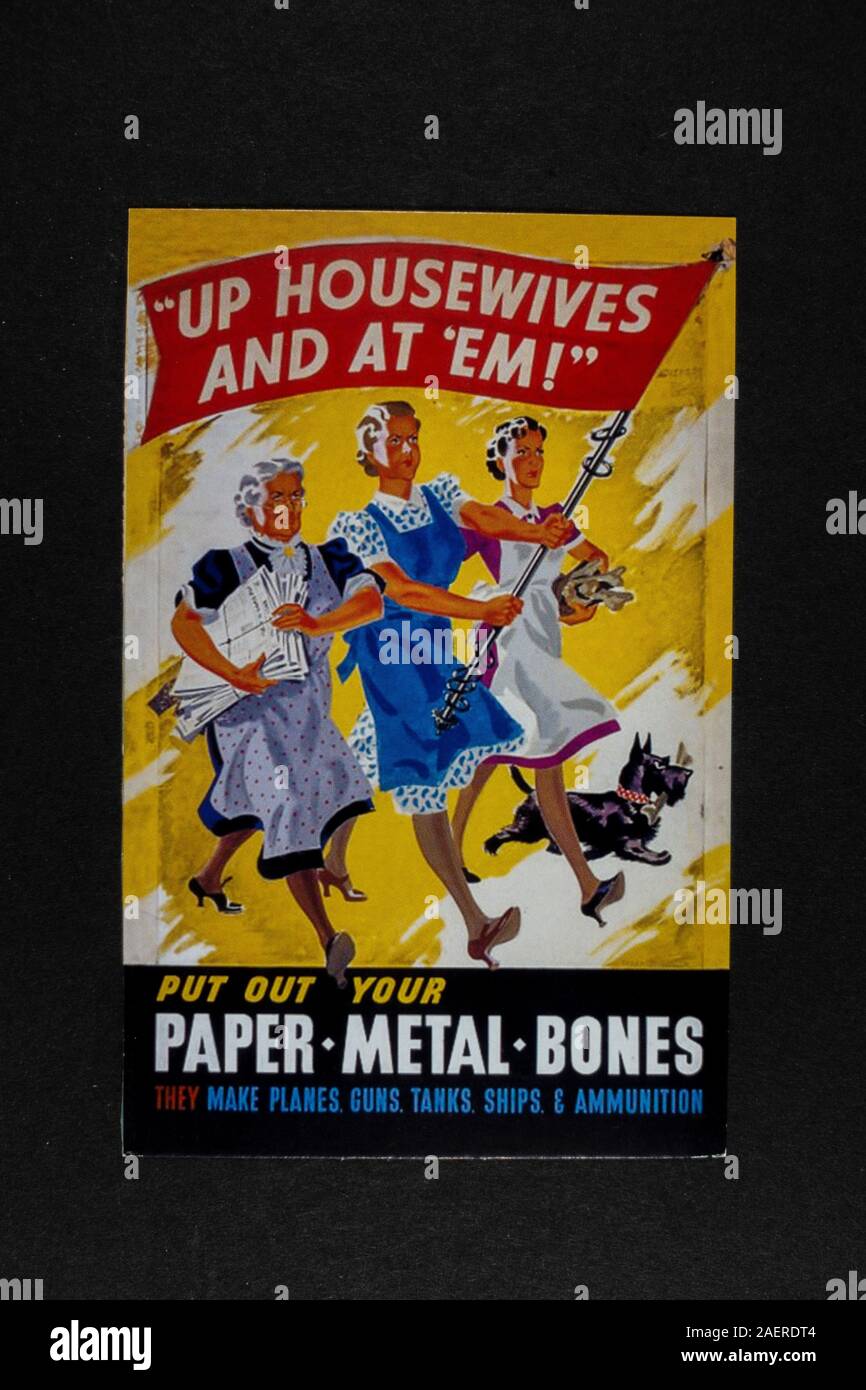 Affiche « up Housewives and At Em », une réplique de souvenirs de Grande-Bretagne liés à la seconde Guerre mondiale dans les années 1940. Banque D'Images