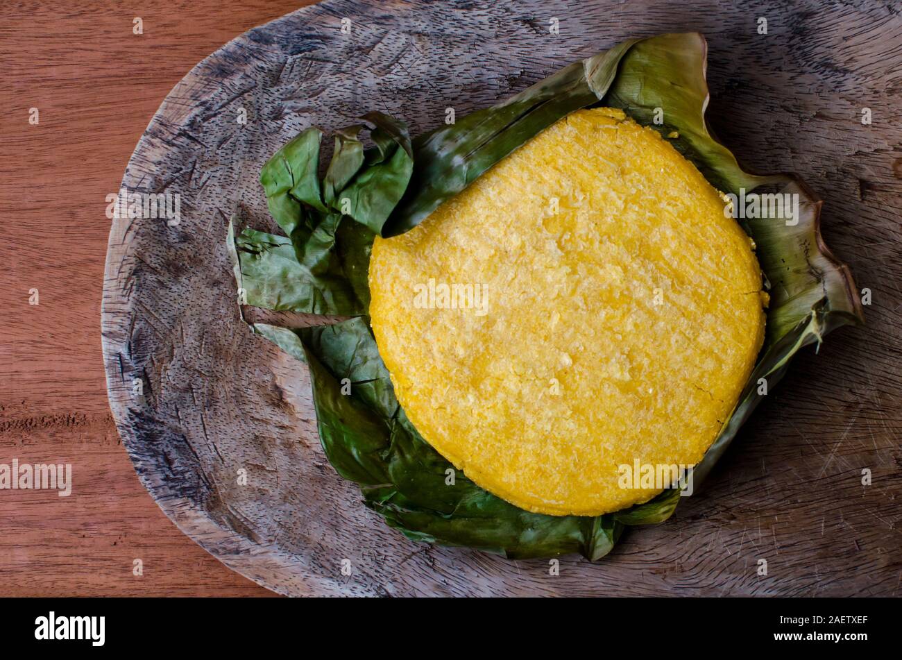 Tortilla de maïs jaune traditionnel mangé au petit déjeuner au Panama. Banque D'Images