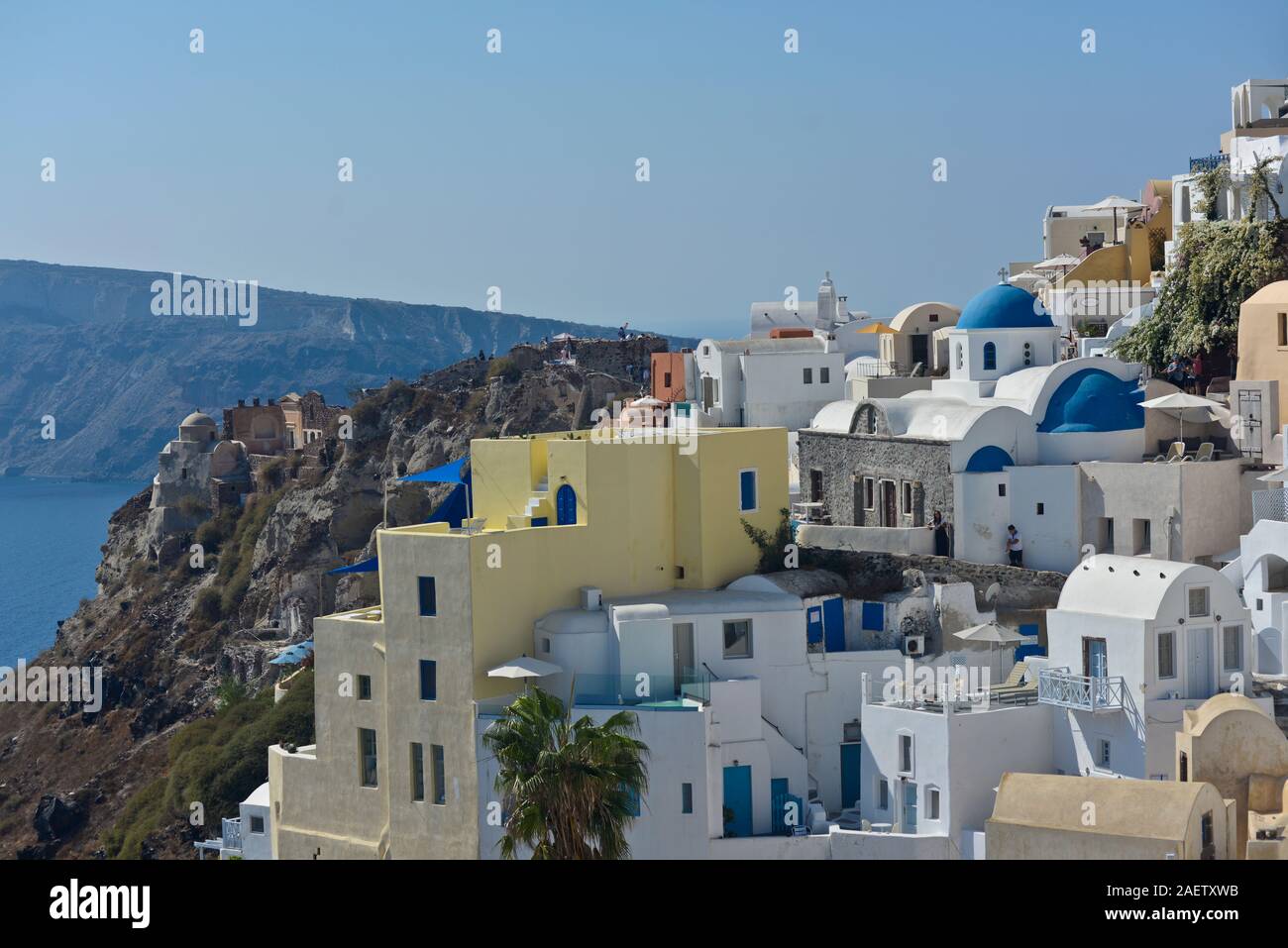 Oia, Santorin : vue sur la caldeira. Grèce Banque D'Images