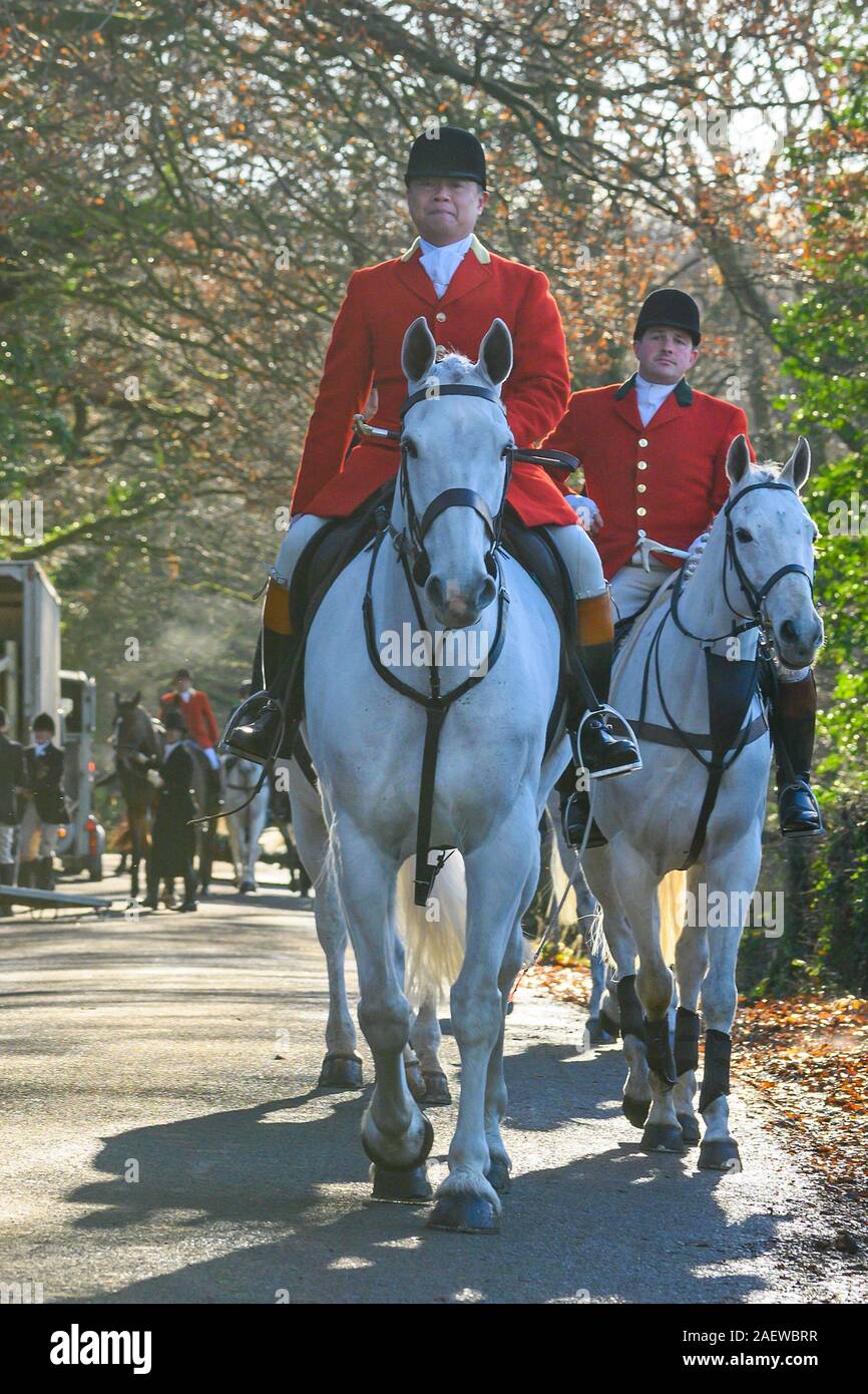 02/12/2019. Les membres de l'Amérique du Cotswolds Hunt se rassemblent à Broadway Tower dans les Cotswolds nr le village de Broadway dans le Worcestershire. Banque D'Images