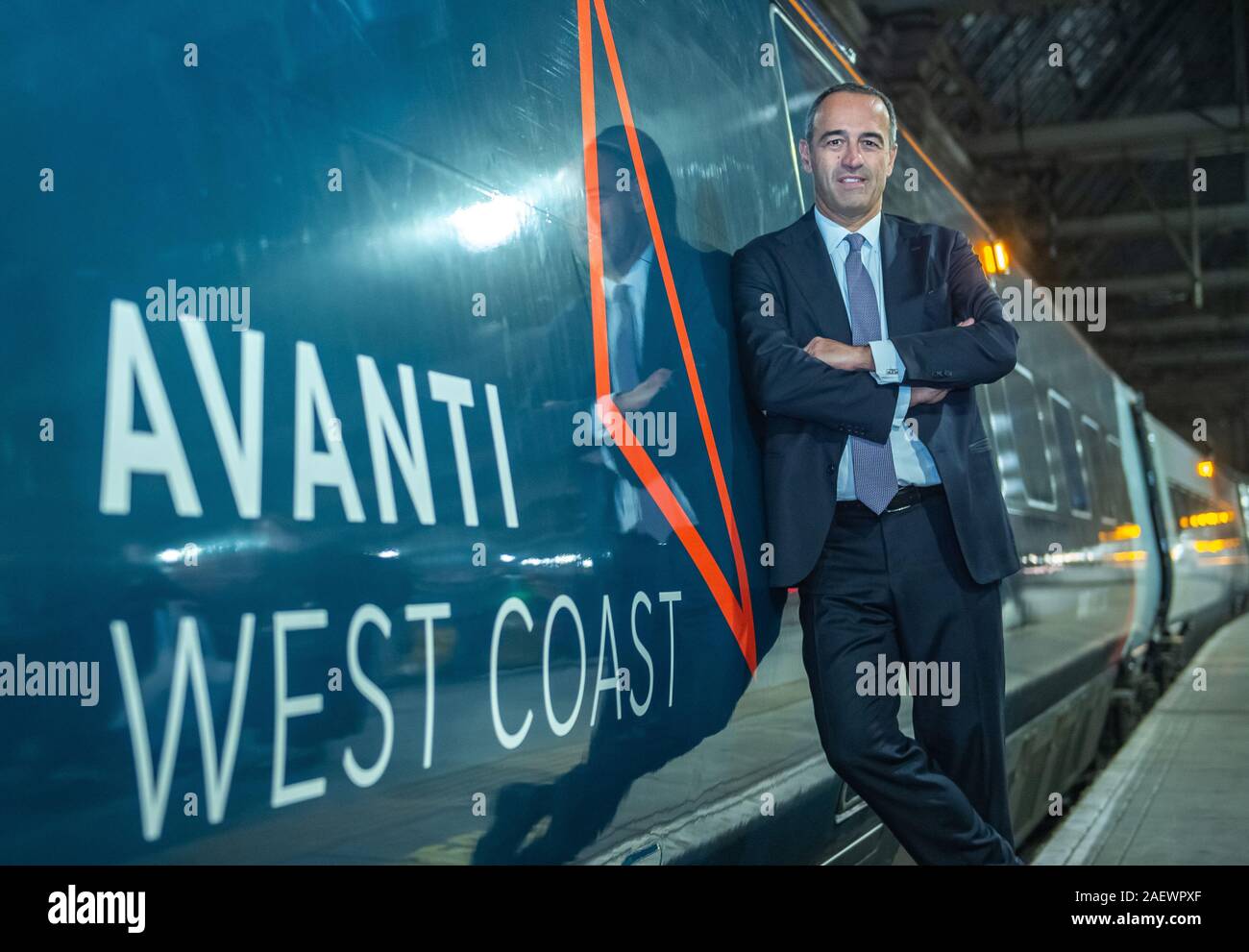 Premier Avanti Côte Ouest train pour arriver à la gare centrale de Glasgow qui a voyagé de Londres. Qui est représenté sur une plate-forme centrale de Glasgow, Ernesto Sicilia MD Trenitalia uk. Banque D'Images