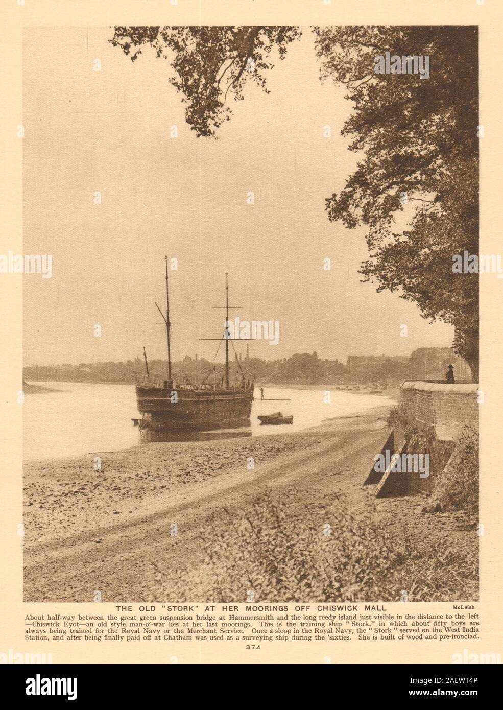 Le ''Stork'' navire de formation à son amarrage au large de Chiswick Mall. 1926 Eyot imprimer Banque D'Images