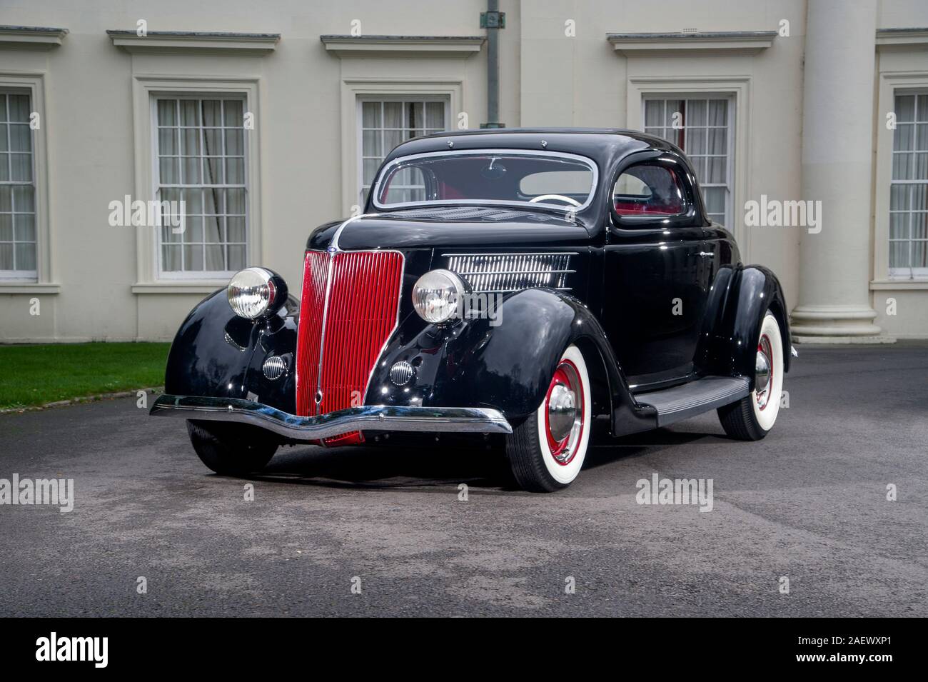 1936 Ford Model 48 American personnalisés avant guerre voiture classique Banque D'Images