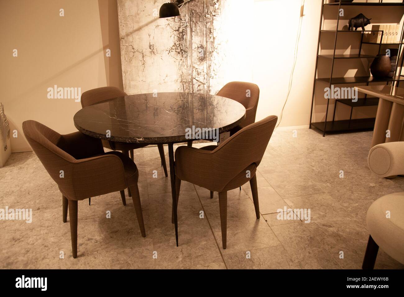 Surface" et meubles design Store au centre commercial Amoreiras à Lisbonne,  Portugal Photo Stock - Alamy