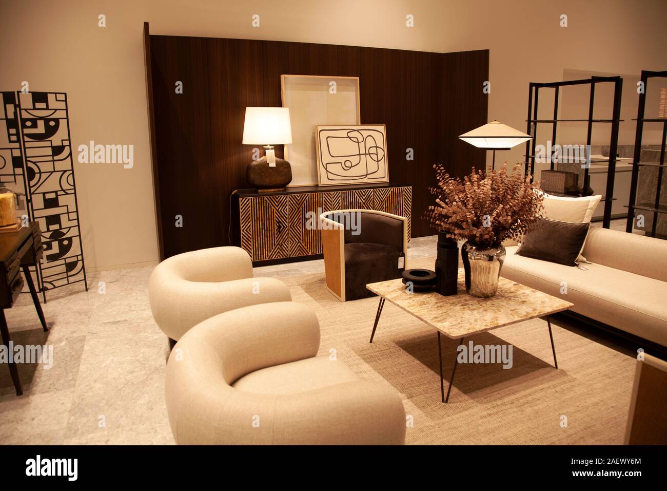 "Surface" et meubles design Store au centre commercial Amoreiras à Lisbonne, Portugal Banque D'Images