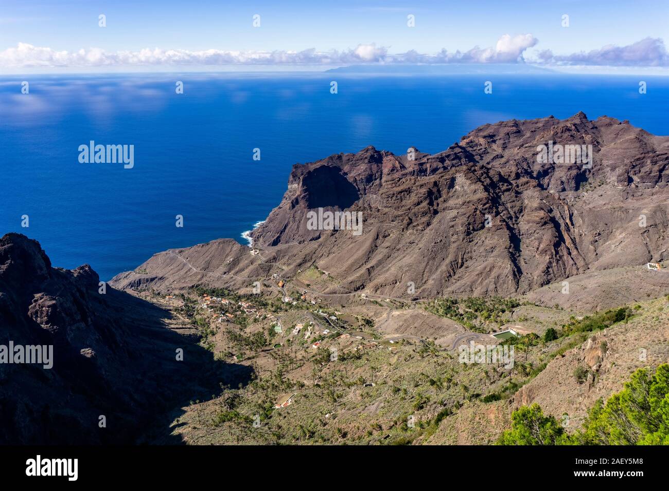 Vue sur Taguluche sur l'île des Canaries La Gomera La Palma avec en arrière-plan Banque D'Images