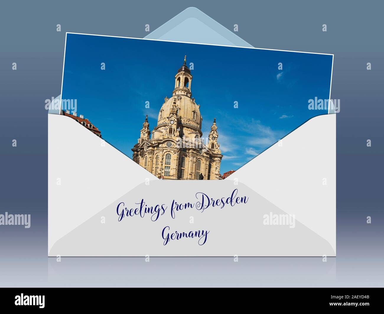 Une enveloppe avec une photo et les salutations de légende. Vue de l'église Notre-Dame, vue de la place Neumarkt, Dresde, Saxe, Allemagne, Banque D'Images