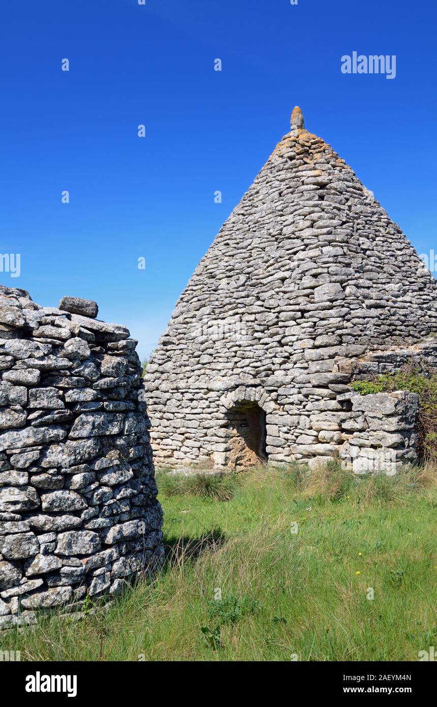 Dry-Stone hutte gauloise connue comme une Borie, près de Saignon dans le Luberon Parc Naturel Régional Provence France Banque D'Images