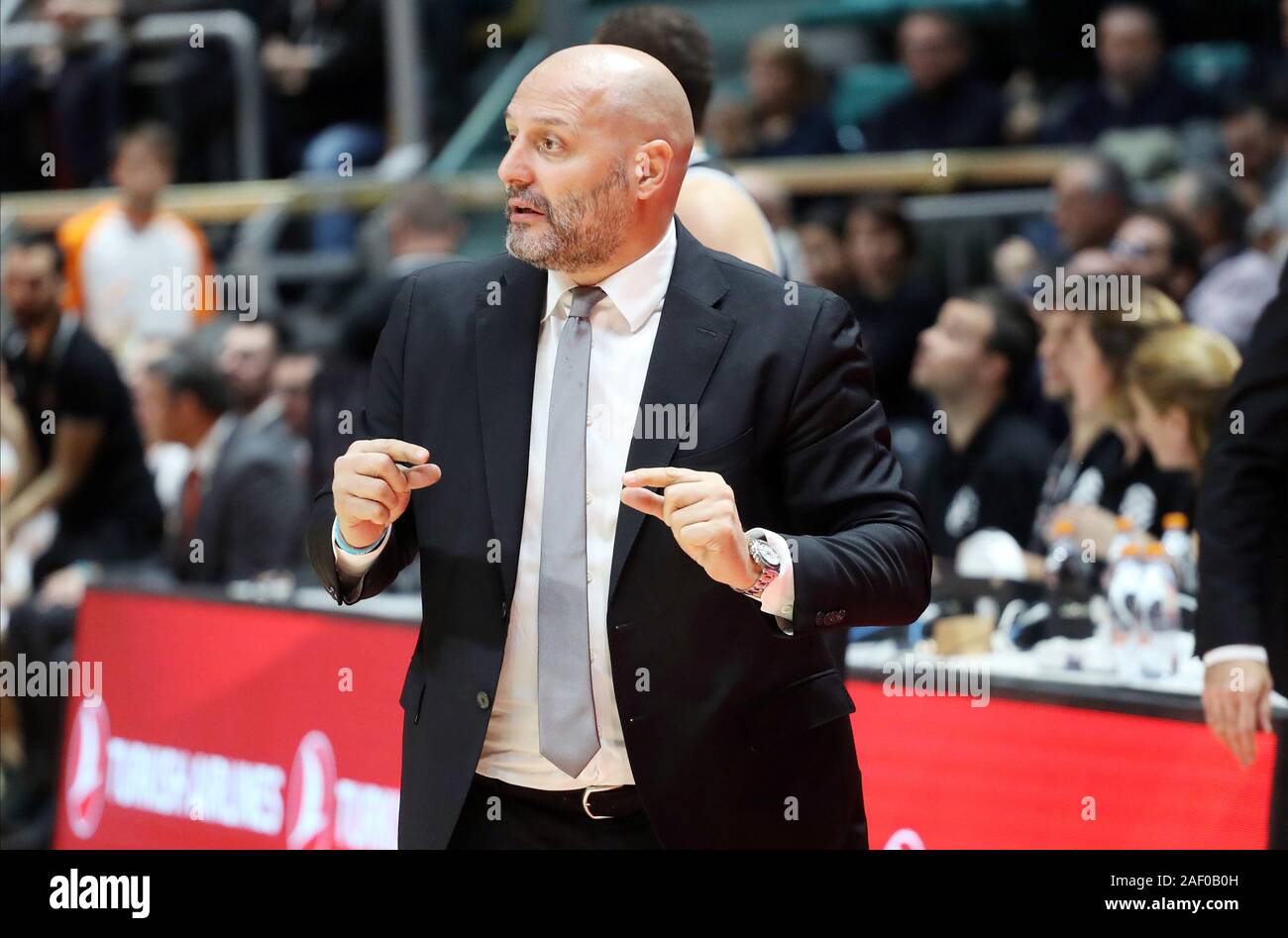 Bologne, Italie. Dec 11, 2019. Aleksandar Djordjevic, entraîneur virtus segafredo Segafredo bolognaduring Virtus Bologne vs Promitheas Patras, le basket-ball Championnat EuroCup à Bologne, Italie, 11 décembre 2019 - LPS/Michele Nucci Crédit : Michele Nucci/fil LPS/ZUMA/Alamy Live News Banque D'Images