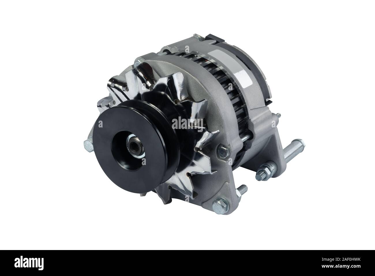 Alternateur pour machines agricoles comme le tracteur ou à la moissonneuse-batteuse-hacheuse placé sur fond blanc isolé. Banque D'Images
