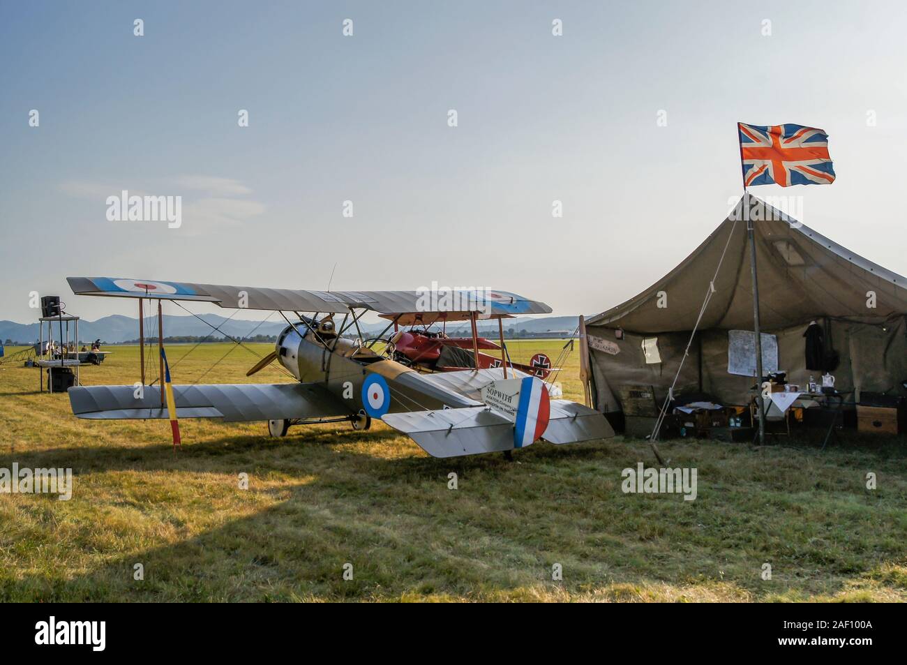 La Sopwith 1 1/2 Strutter avion à la tente militaire FAHI Airhow, Sliac Slovaquie, 2017 Banque D'Images