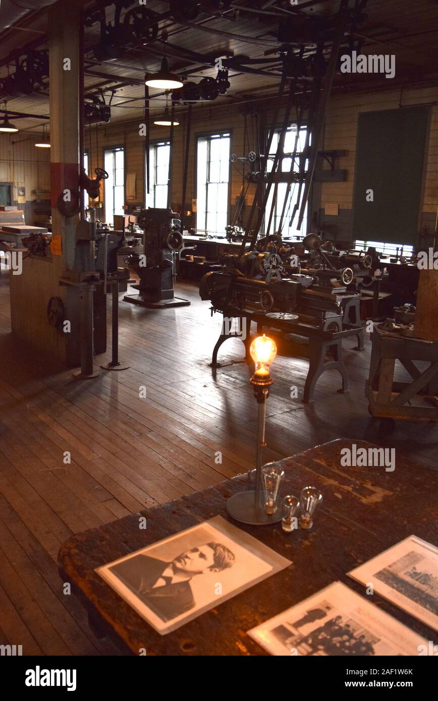 Le laboratoire principal et l'équipement à l'intérieur Thomas Edison National Historical Park. Banque D'Images