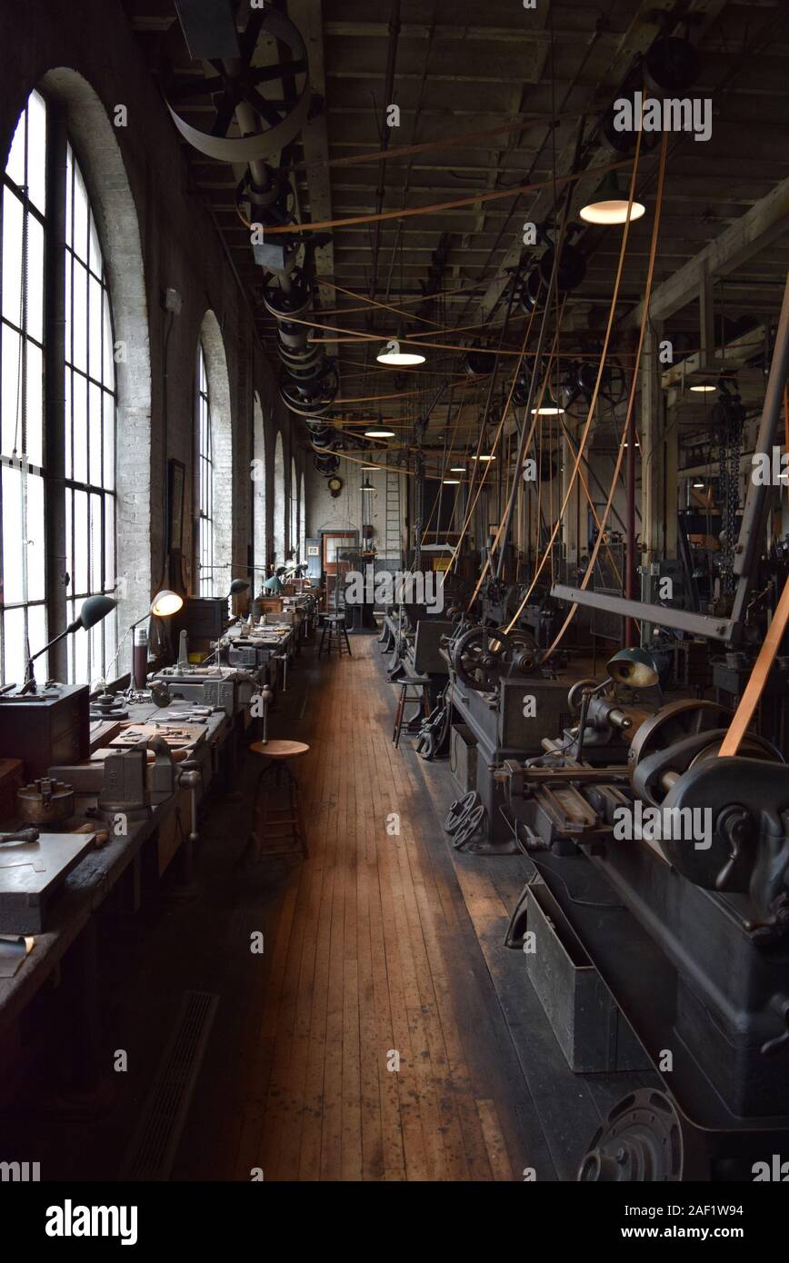 Le laboratoire principal et l'équipement à l'intérieur Thomas Edison National Historical Park. Banque D'Images