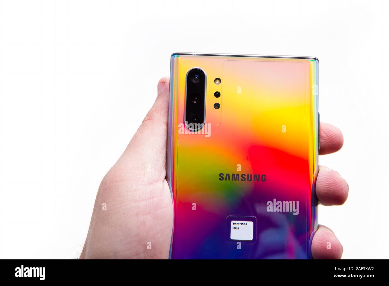 PIATRA Neamt, Roumanie - 22 NOVEMBRE 2019 : Samsung Note 10 avec caméra couleur et triple arrière Banque D'Images