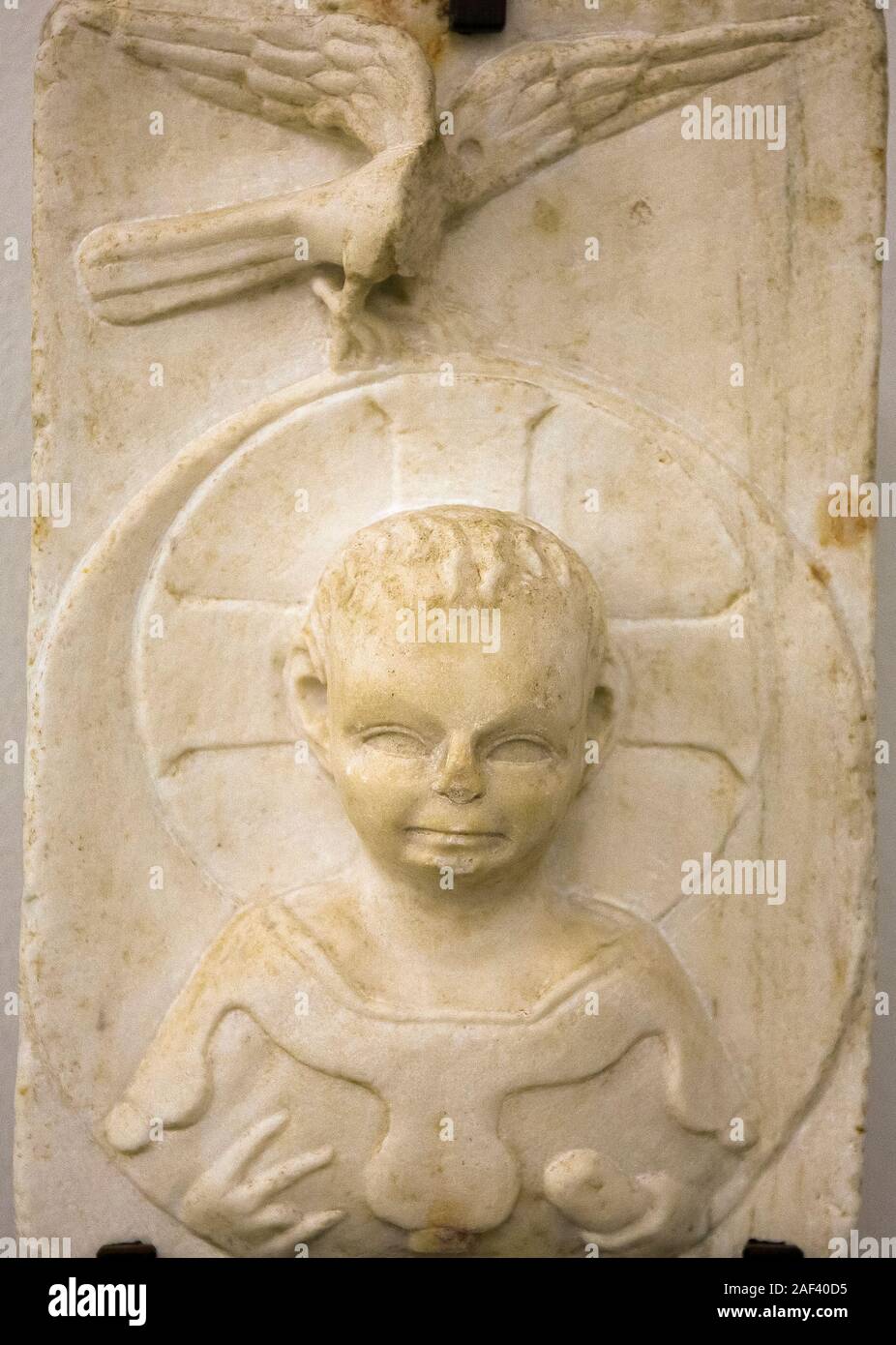 Italie Emilie Romagne Ferrare -ex Église de San Romano - Musée de la cathédrale - Maître de Ferrara - l'enfant Jésus et l'Esprit Saint Banque D'Images