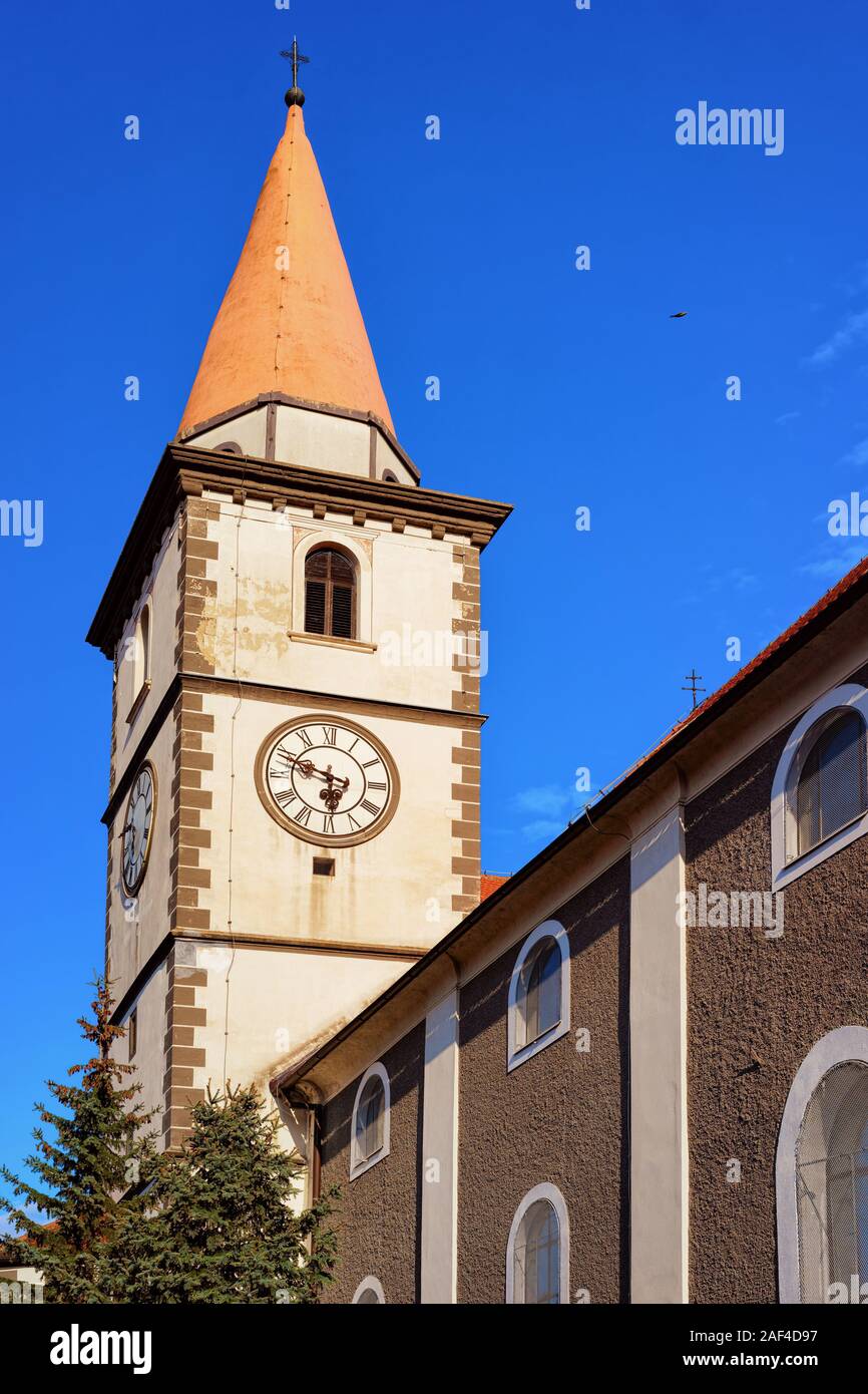 Tour de l'horloge de l'église St Nicolas de Varazdin en Croatie Banque D'Images
