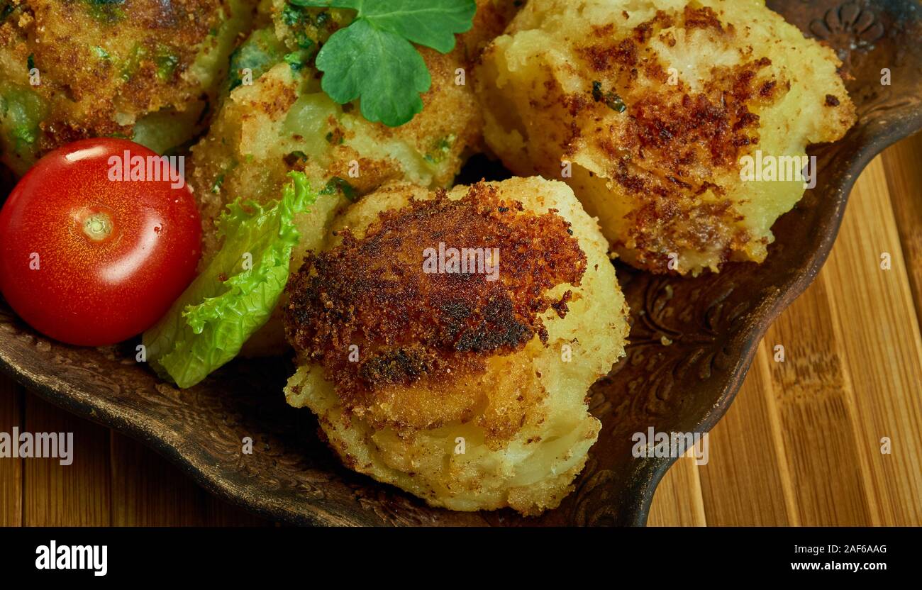 Mbatten brouklou, chou-fleur et de pommes de terre frites croquettes