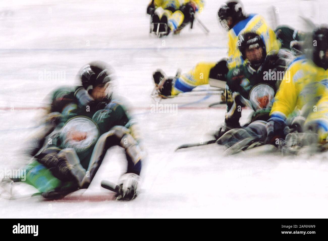 Le hockey sur luge, discipline paralympique d'hiver. Torino 2006, XX Jeux Olympiques d'hiver Banque D'Images