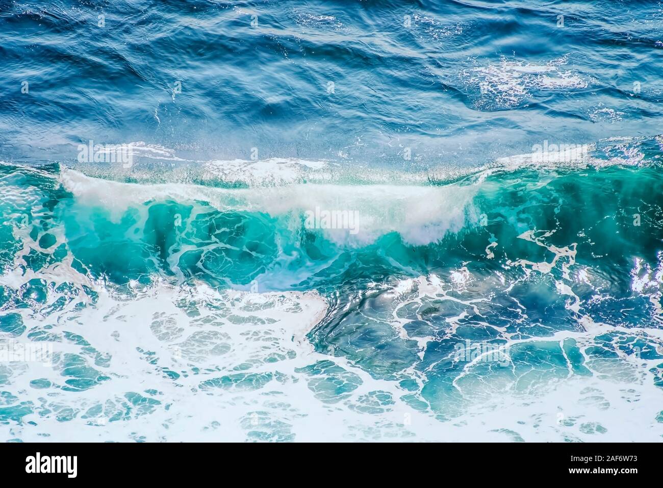 L'océan Indien dans l'onde Turquoise Banque D'Images